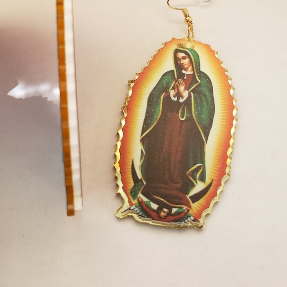 Lady of Guadalupe Earrings. Virgin. Virgen - Picture 5 of 9